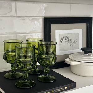 !!SOLD!!Vintage Rare Indiana Emerald Fingerprint Goblet Glasses